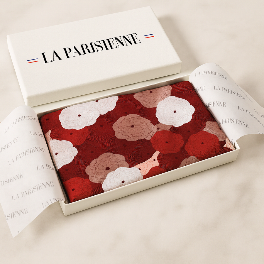 Carré aus 100% Seide mit Blumenmuster Frau | La Parisienne