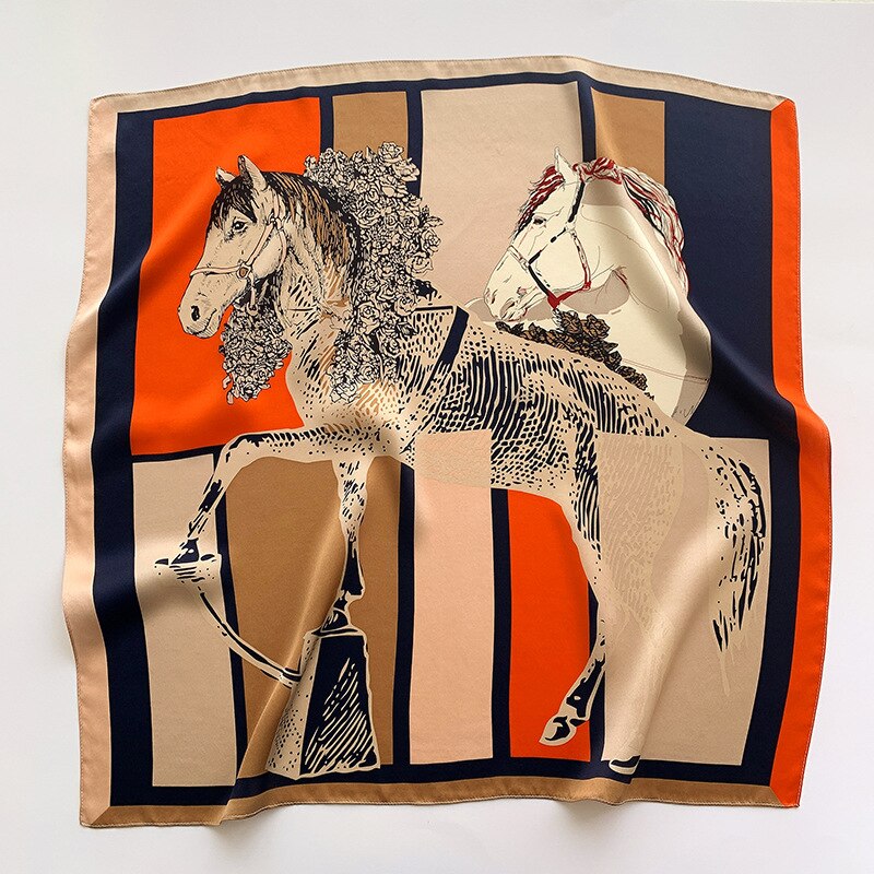 100% Silk Square mit Pferdemuster für Frauen | La Parisienne