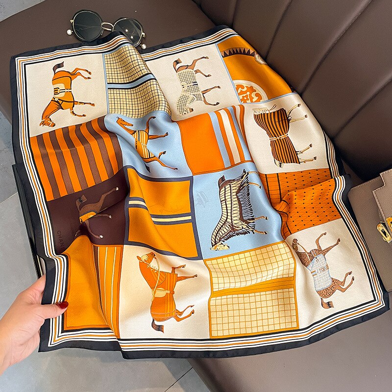 Chic 100% Silk Square für Frauen | La Parisienne
