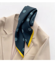Eleganter 100% Silk Square Scarf für Frauen | La Parisienne