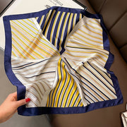 Chic and Modern 100% Silk Square für Frauen | La Parisienne