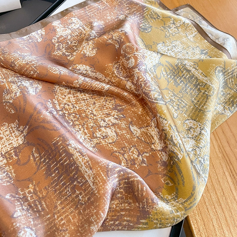 100% Silk Classic Square für Frauen | The Parisian