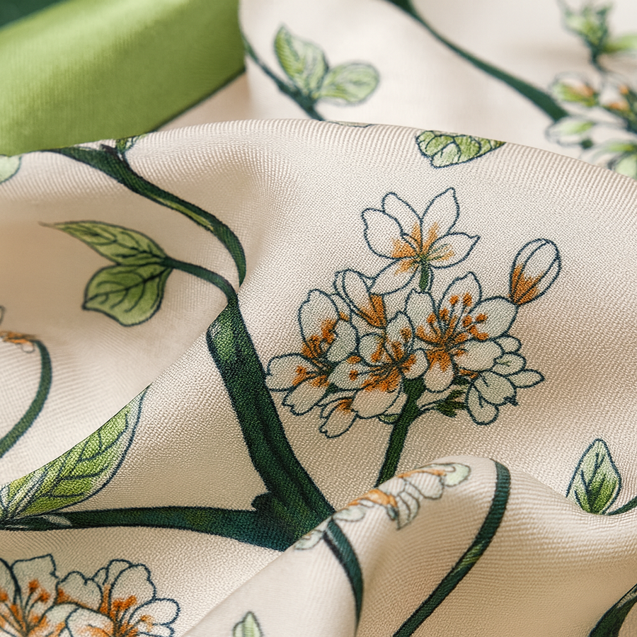 Square 100% Silk Chic Flower Decoration Women | La Parisienne 