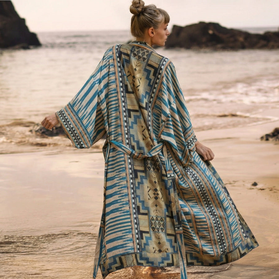 Japanese Style Kimono Beach | The Parisian 