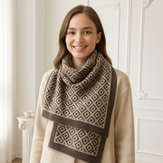 Eleganter Zeitloser Schal Louvre | La Parisienne