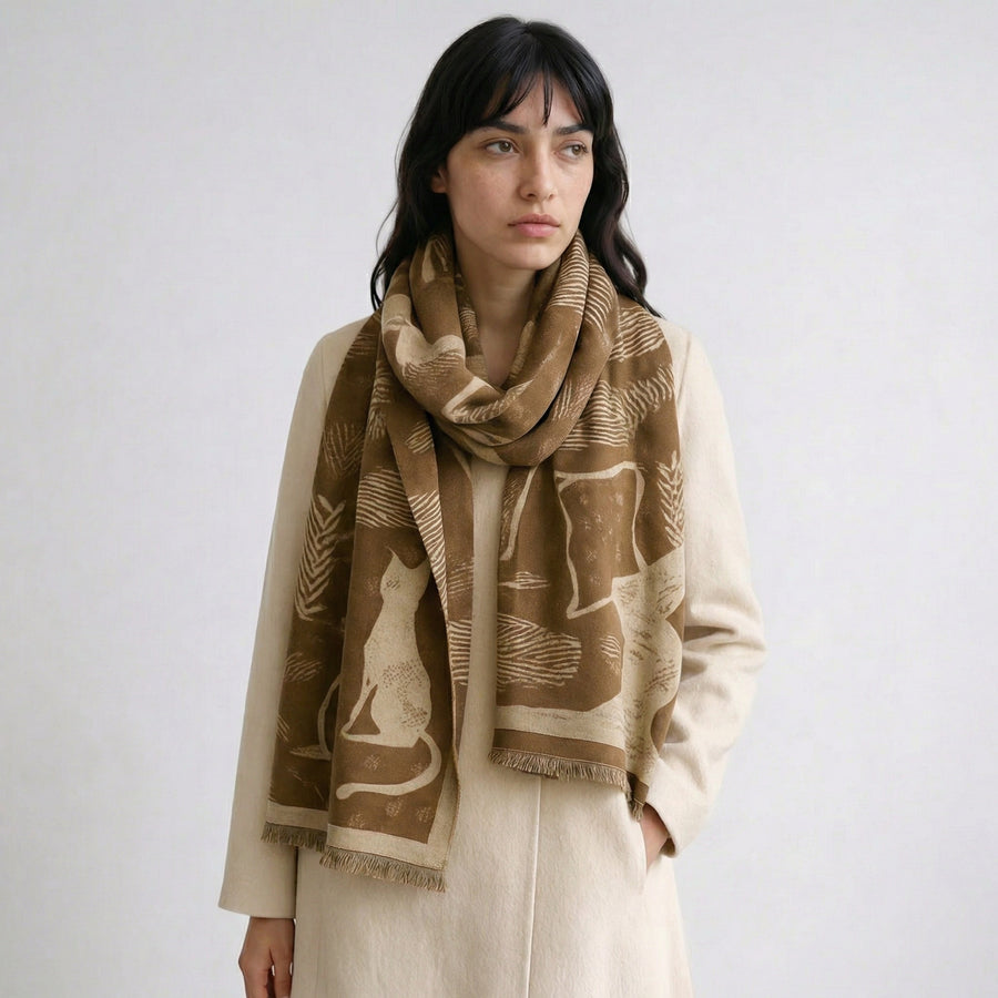 Elegant Notre-Dame Scarf | La Parisienne